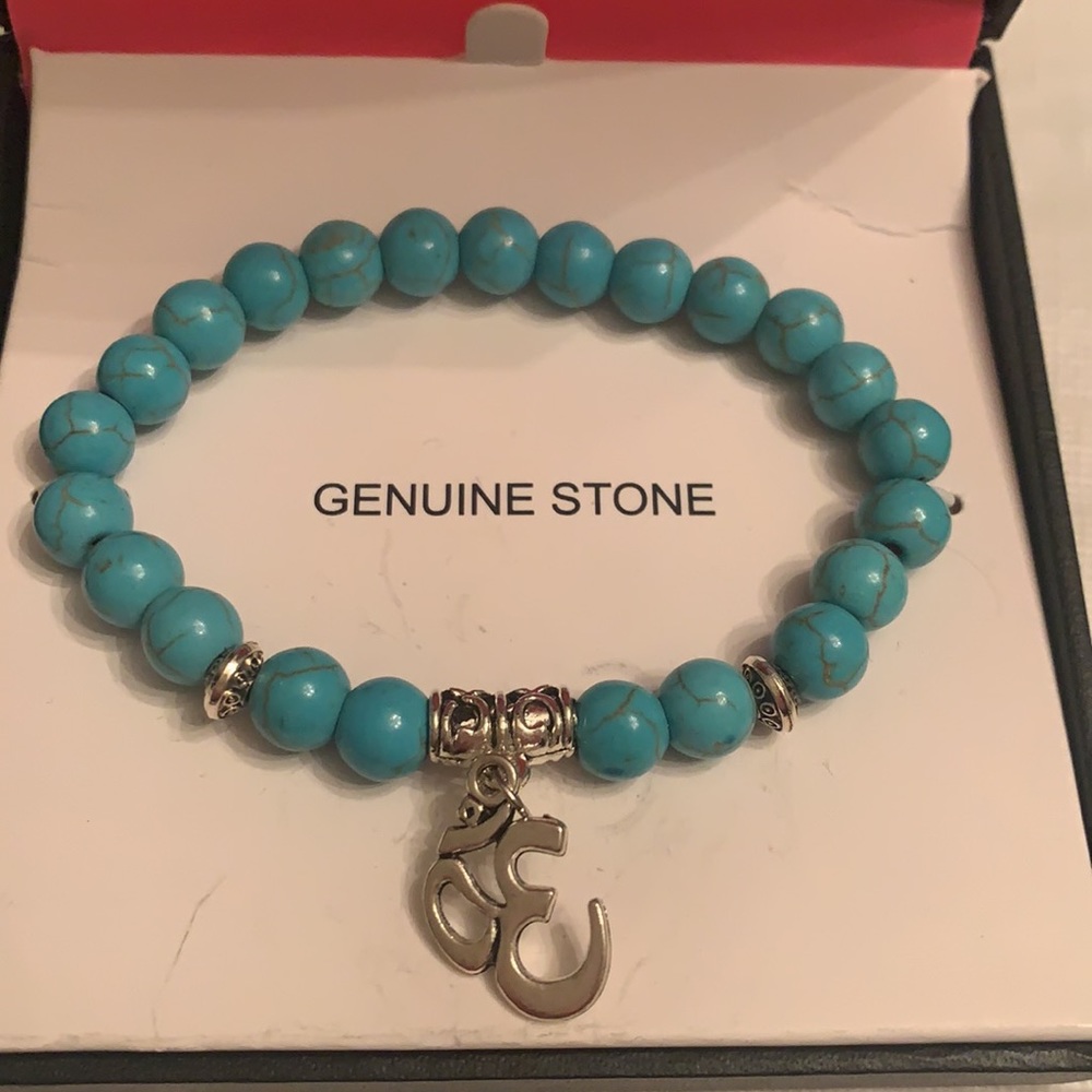 Turquoise Beaded Bracelet. NWT